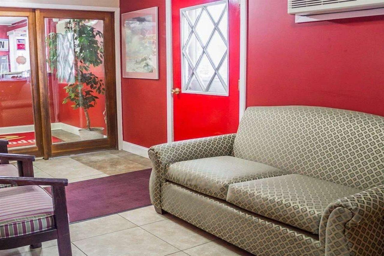 Rodeway Inn Kalkaska Εξωτερικό φωτογραφία