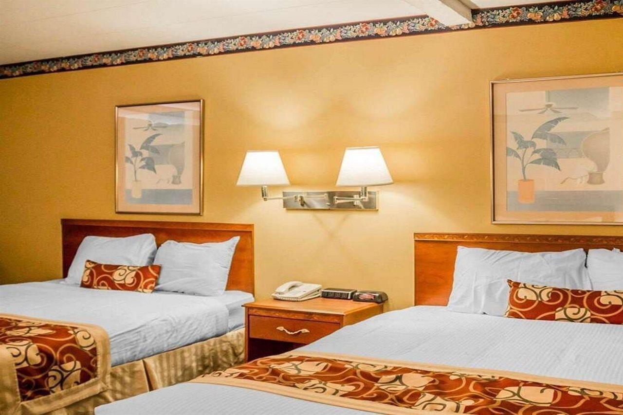 Rodeway Inn Kalkaska Εξωτερικό φωτογραφία