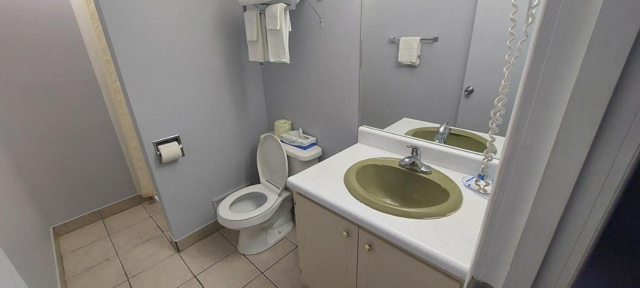 Rodeway Inn Kalkaska Εξωτερικό φωτογραφία