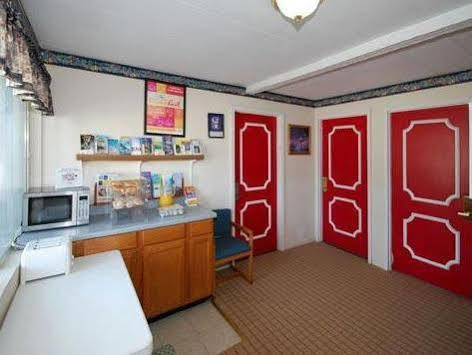 Rodeway Inn Kalkaska Εξωτερικό φωτογραφία